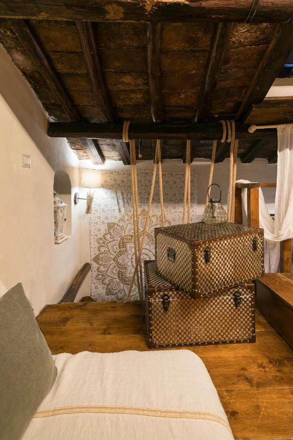 Opera Suites - Le Mille E Una Notte Calcata Exterior foto